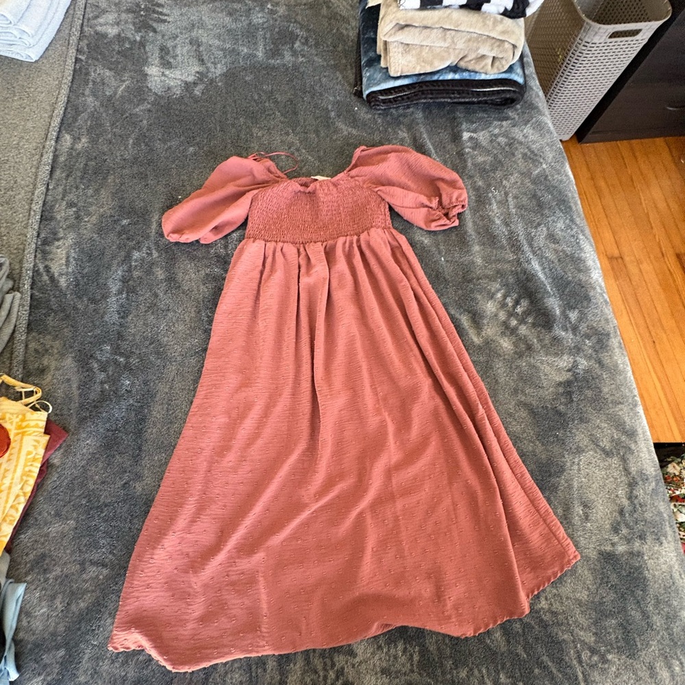 Express Pink Off-Shoulder Puff Sleeve Sundress